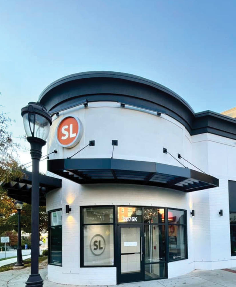 Salon Exterior